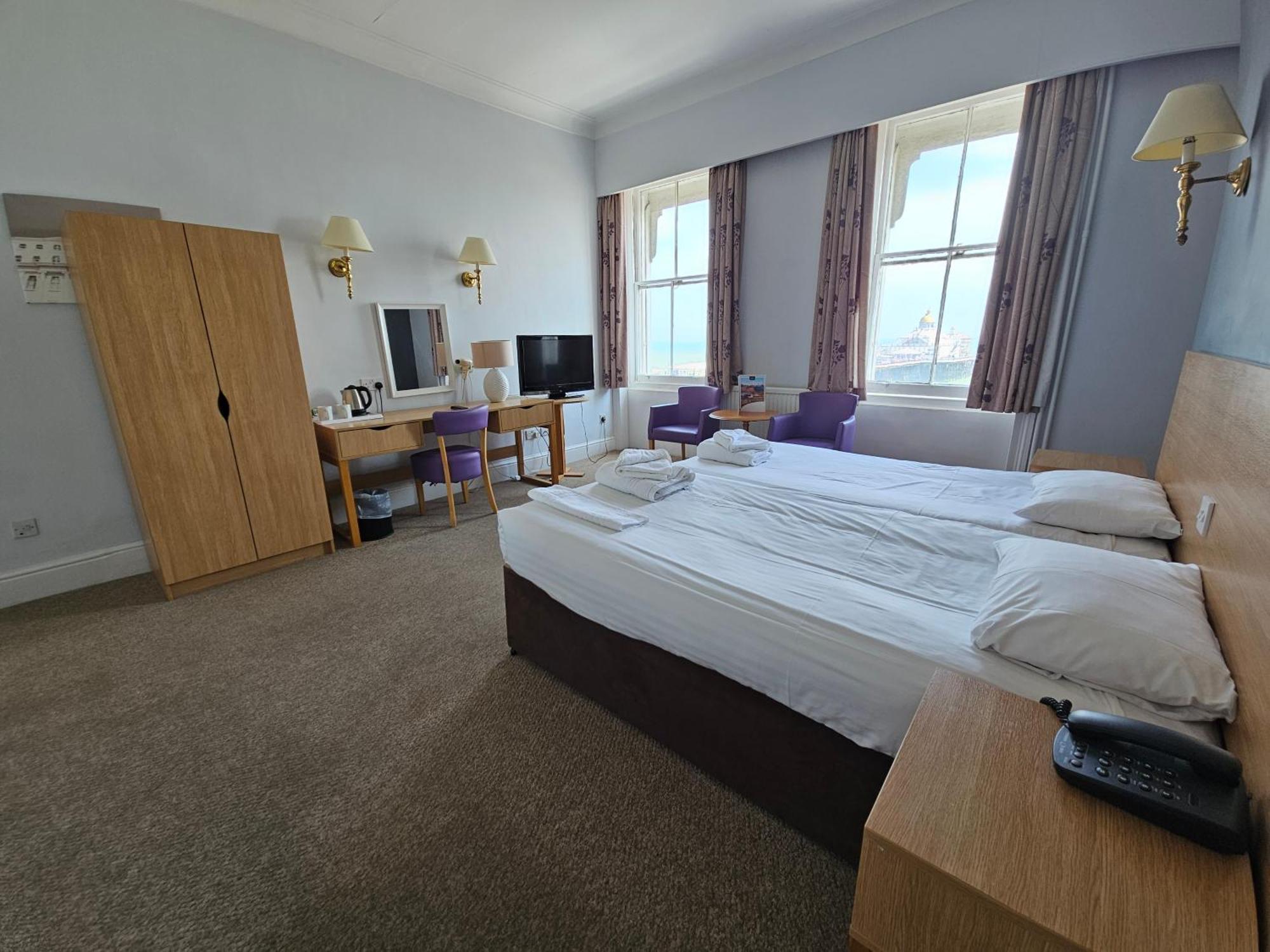 The Burlington Hotel Истбурн Экстерьер фото