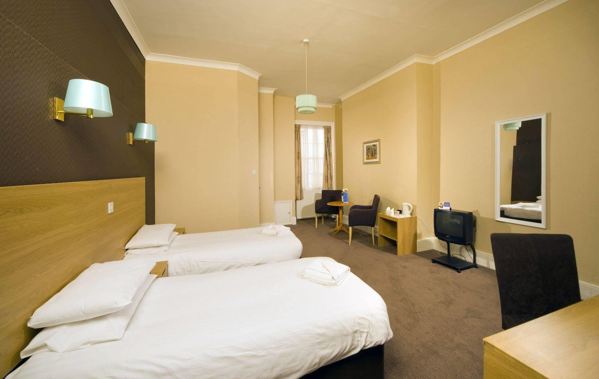 The Burlington Hotel Истбурн Экстерьер фото